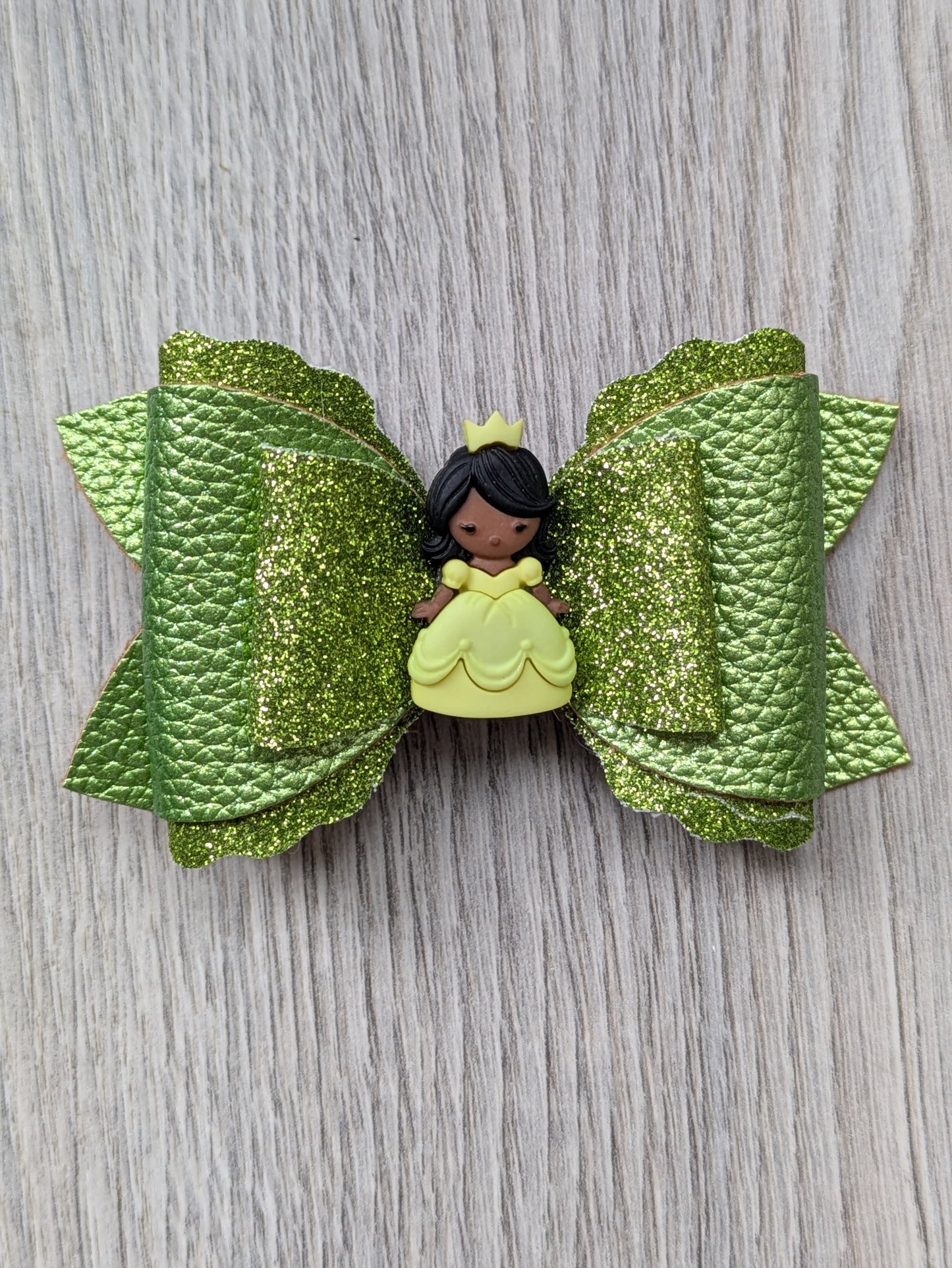 Pretty Princess Hair Bow